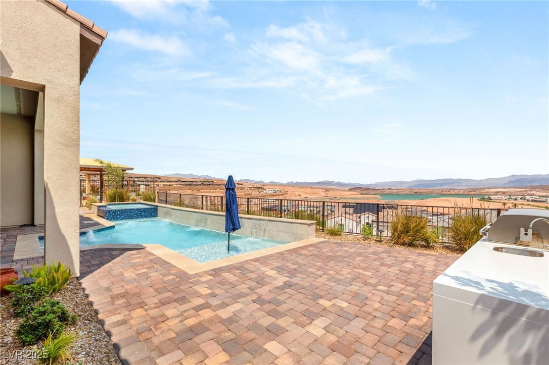 160 Stone Mesa Court