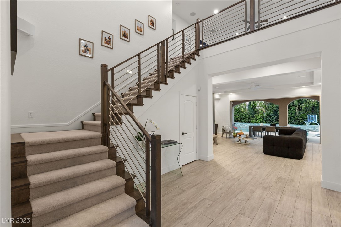 2240 Boutique Avenue