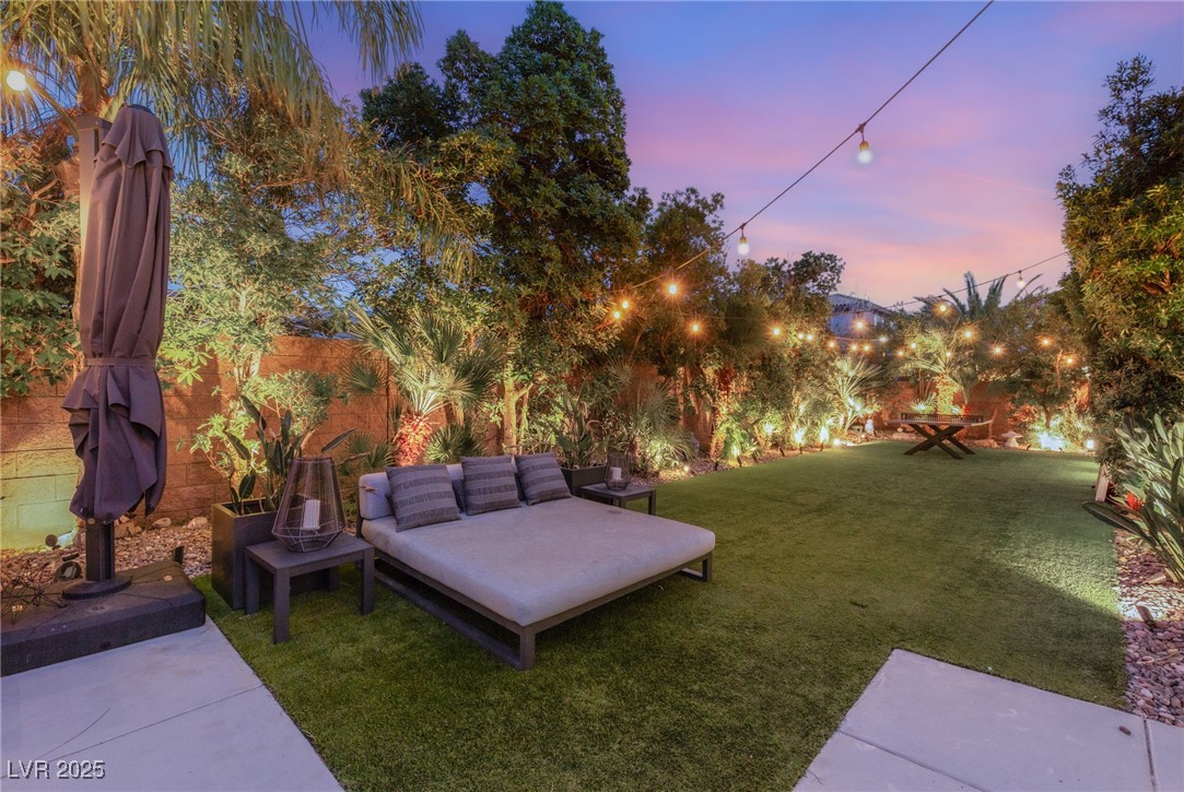 2240 Boutique Avenue