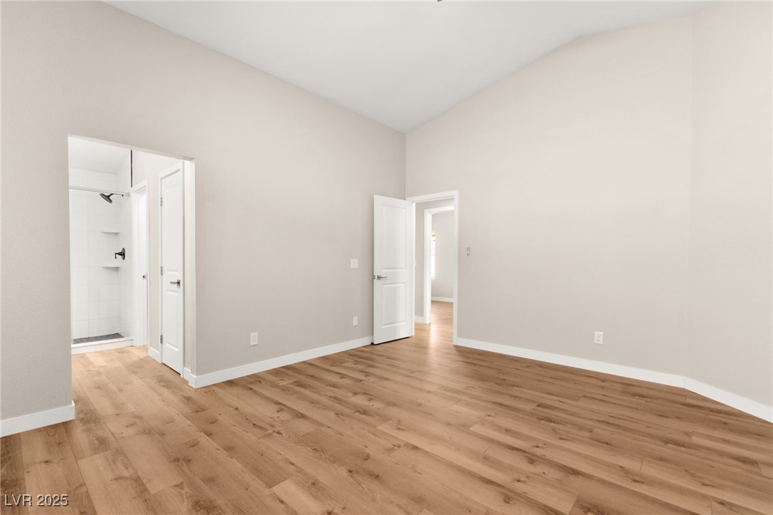 1904 Leaning Pine Way