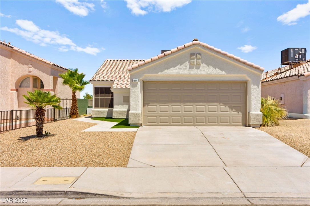 1904 Leaning Pine Way