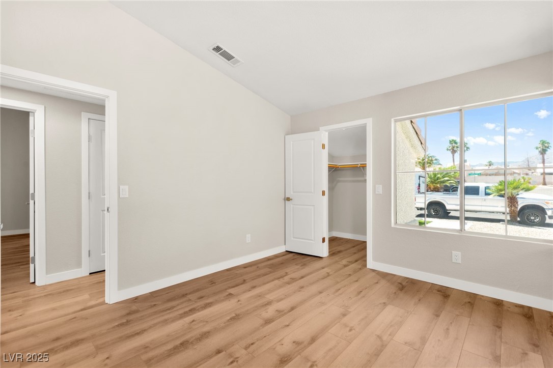 1904 Leaning Pine Way