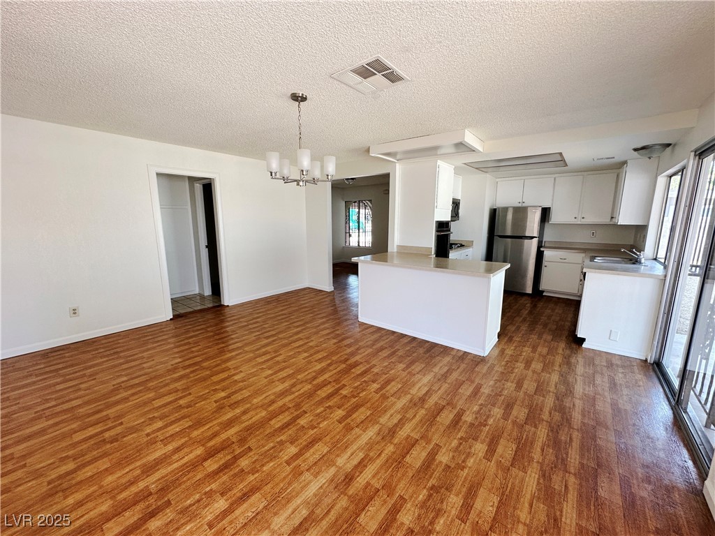 5254 Sunnywood Drive