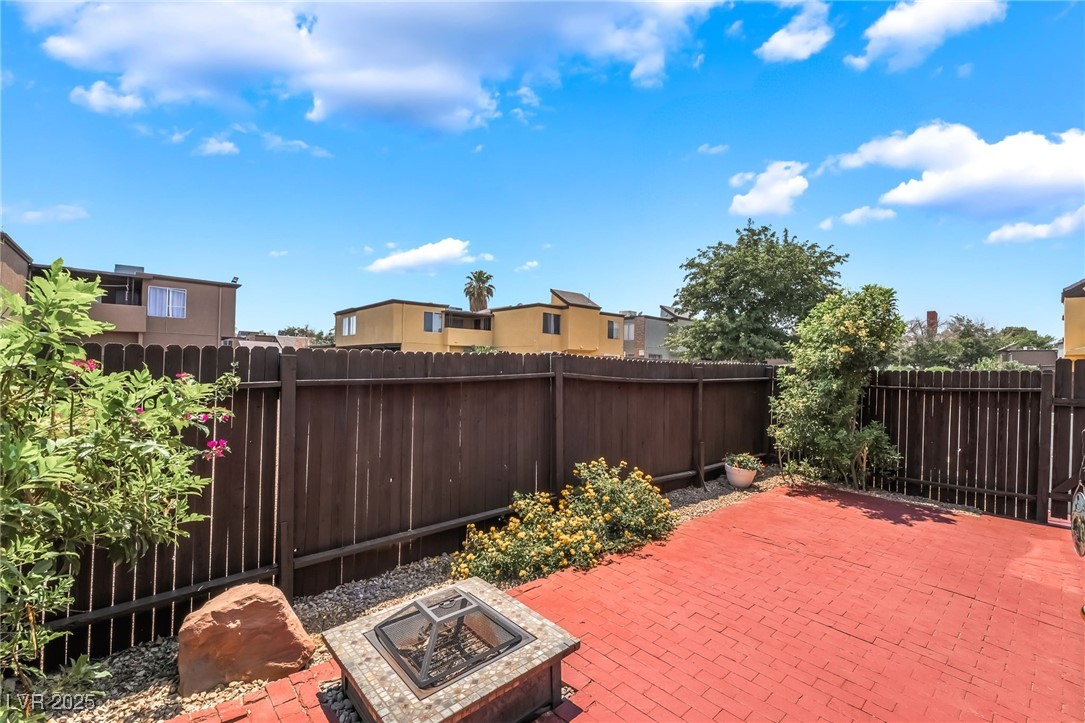 1467 Hialeah Drive C