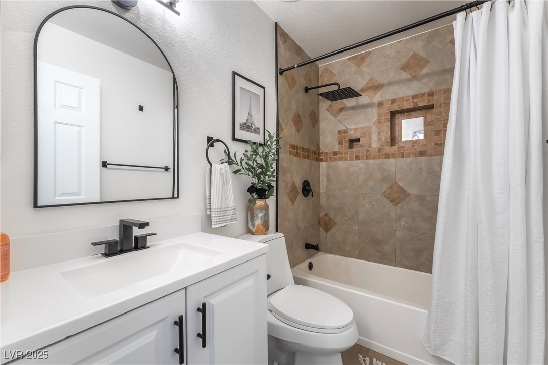 1467 Hialeah Drive C