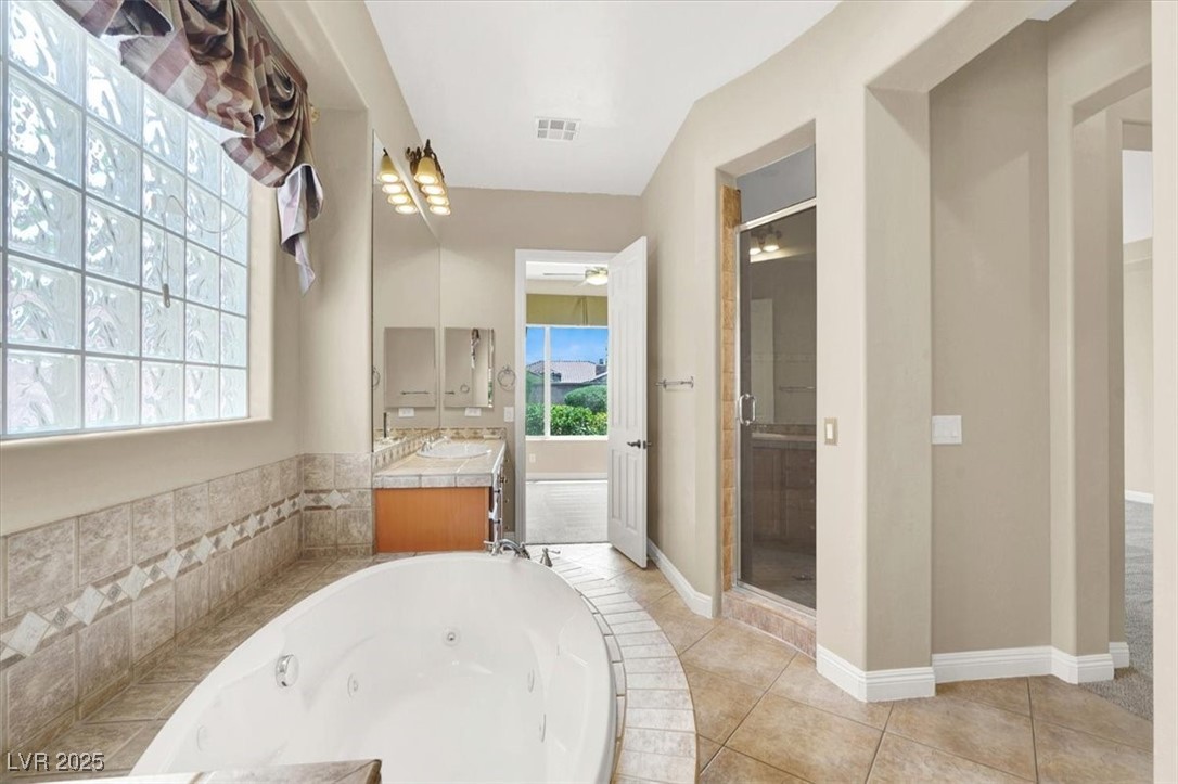 8517 Grand Palms Circle