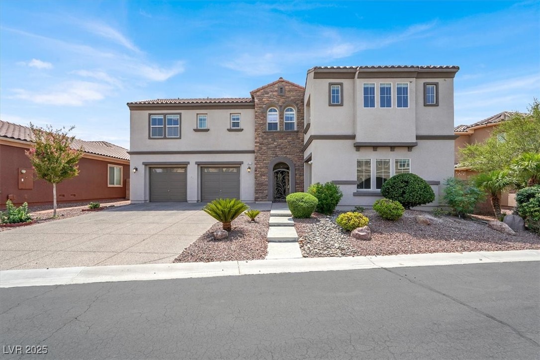 8517 Grand Palms Circle