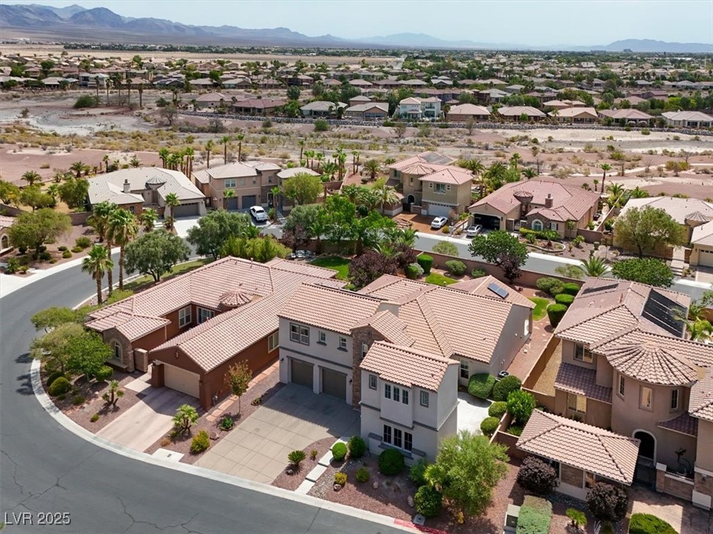 8517 Grand Palms Circle