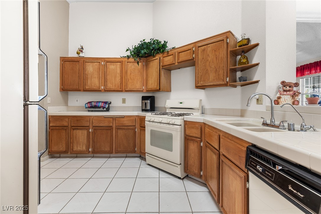 3008 Kennewick Drive