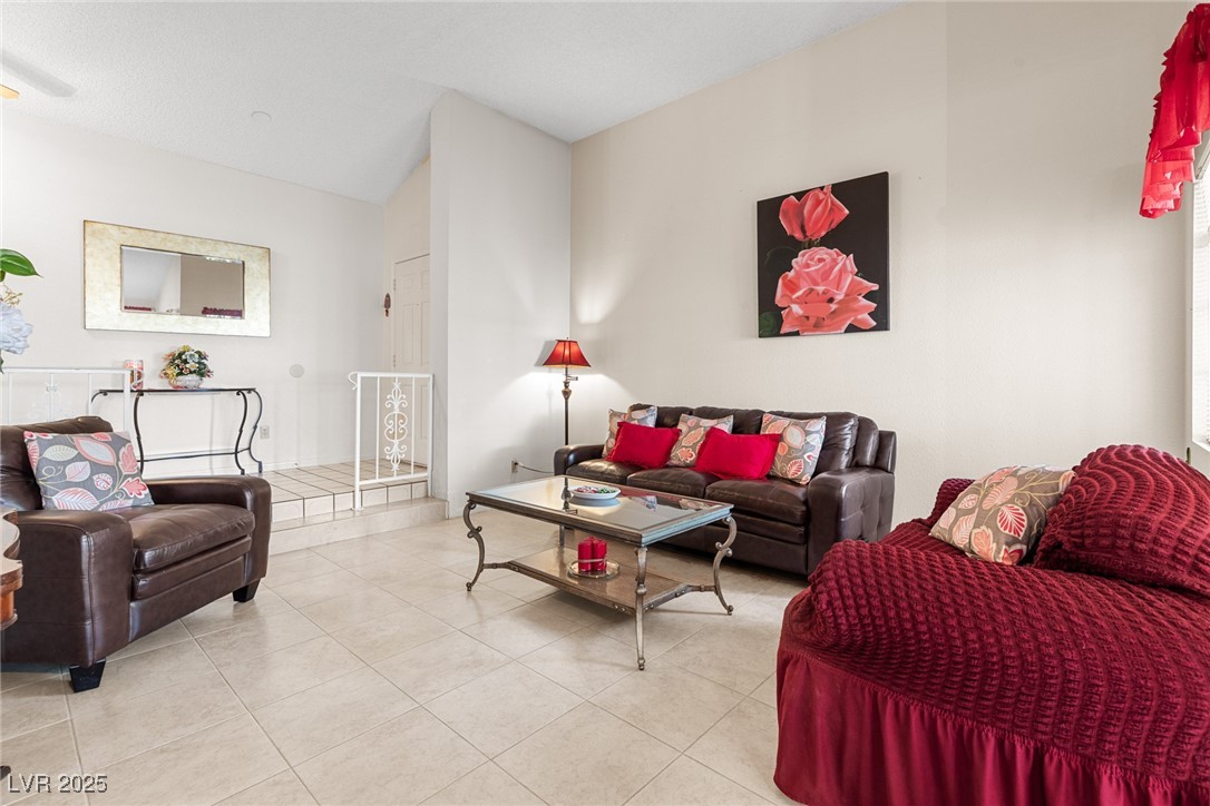 3008 Kennewick Drive