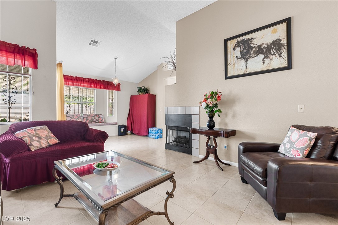 3008 Kennewick Drive