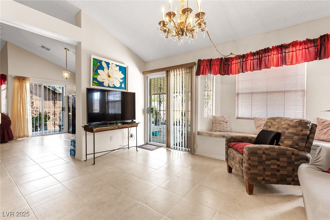 3008 Kennewick Drive