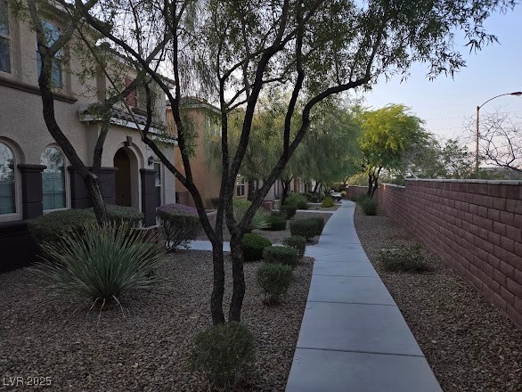 10944 Mount Stellar Street