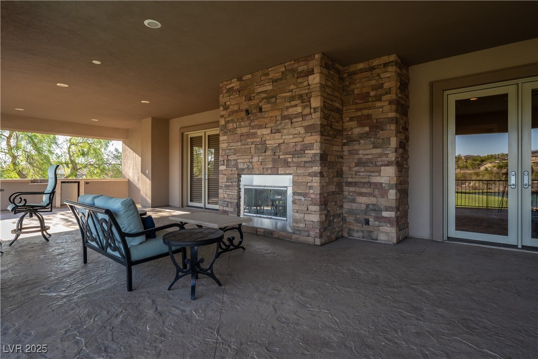 17 Mountain Cove Court