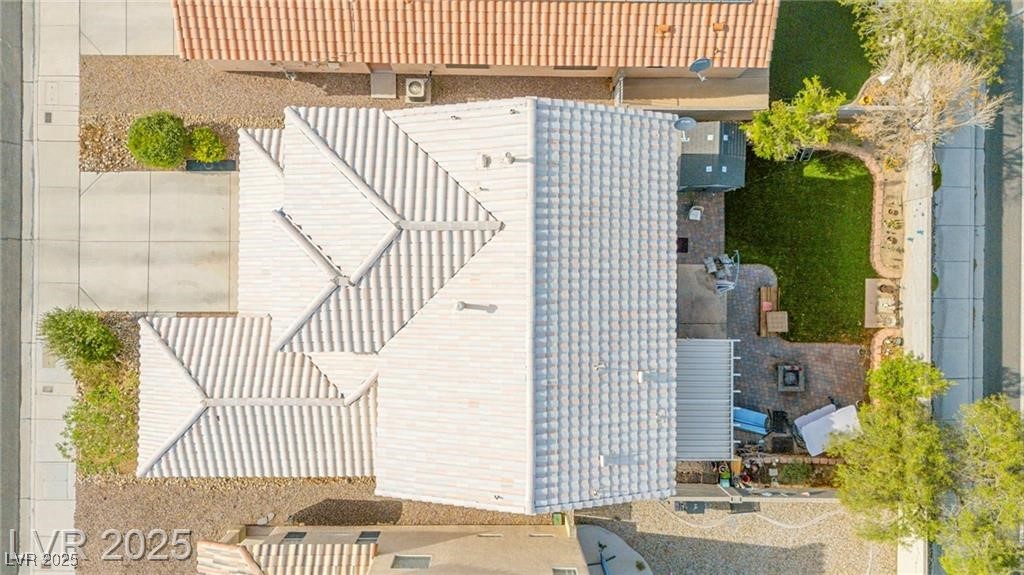 7032 Wonderberry Street