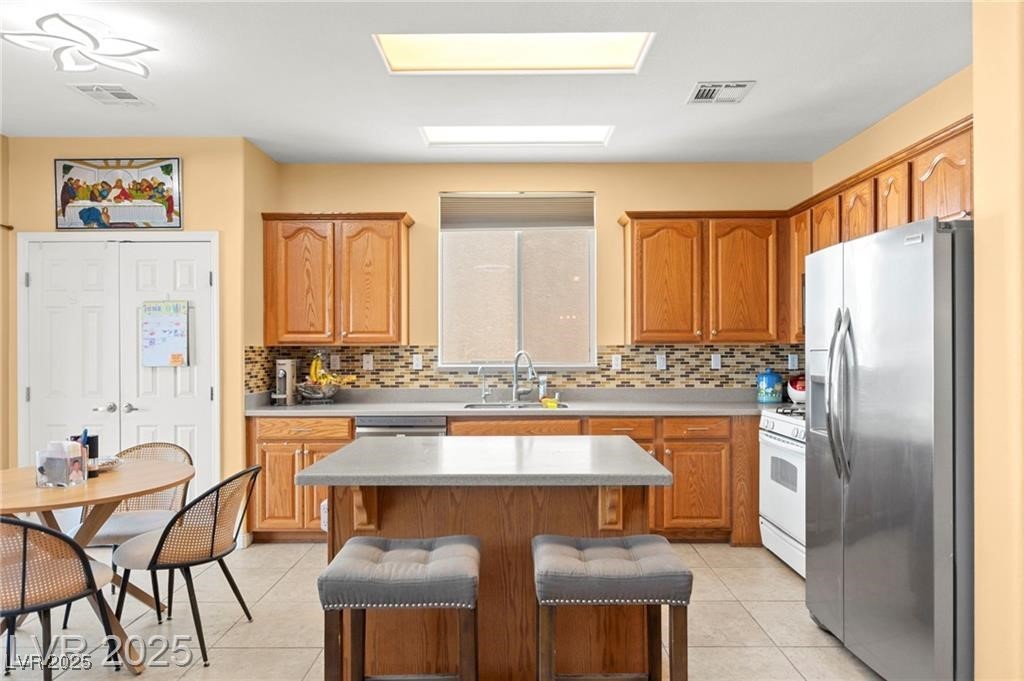 7032 Wonderberry Street