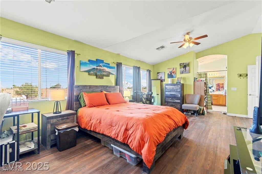 7032 Wonderberry Street