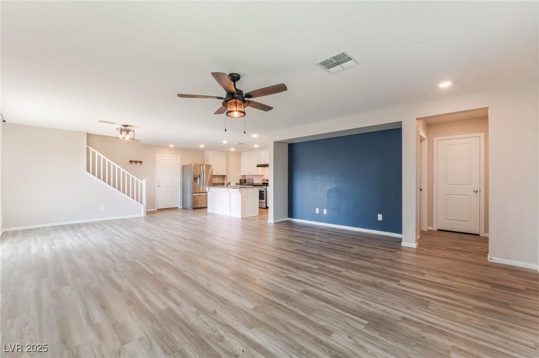 1102 East Dorrell Lane