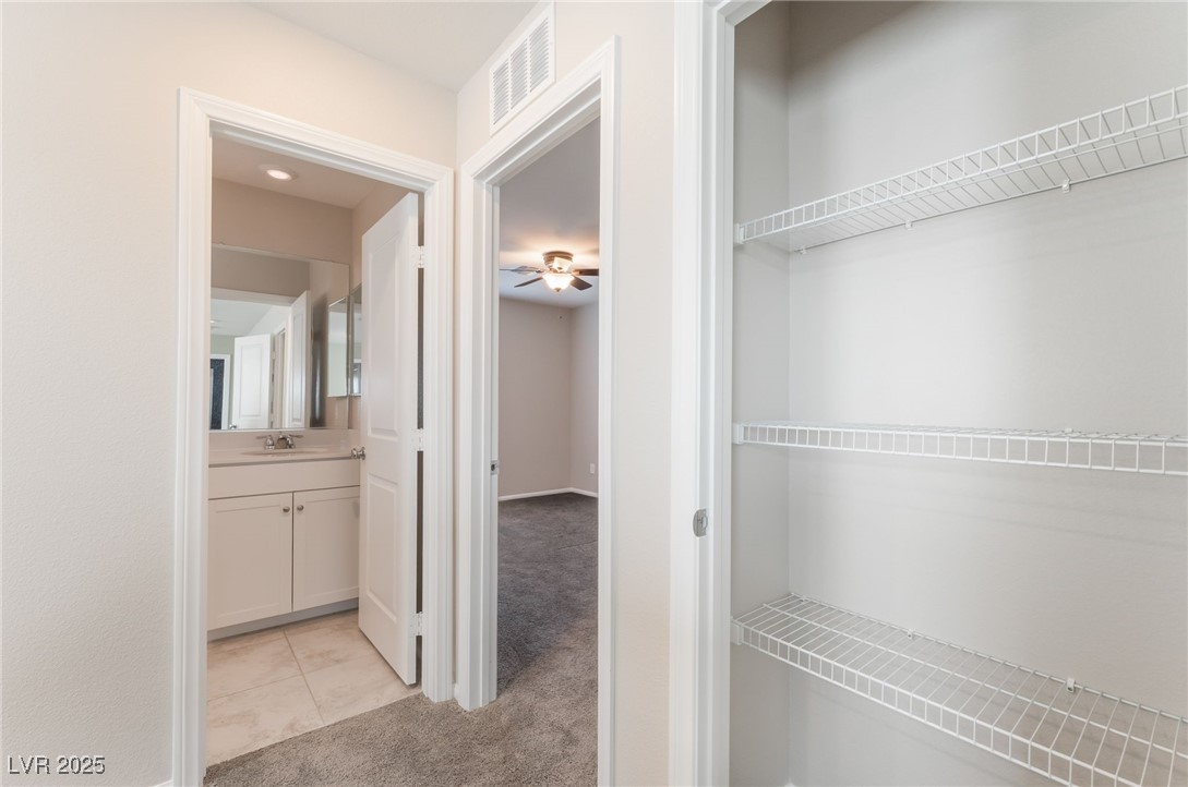 1102 East Dorrell Lane