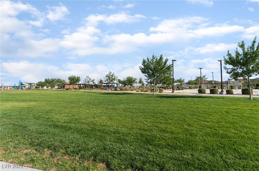 1102 East Dorrell Lane