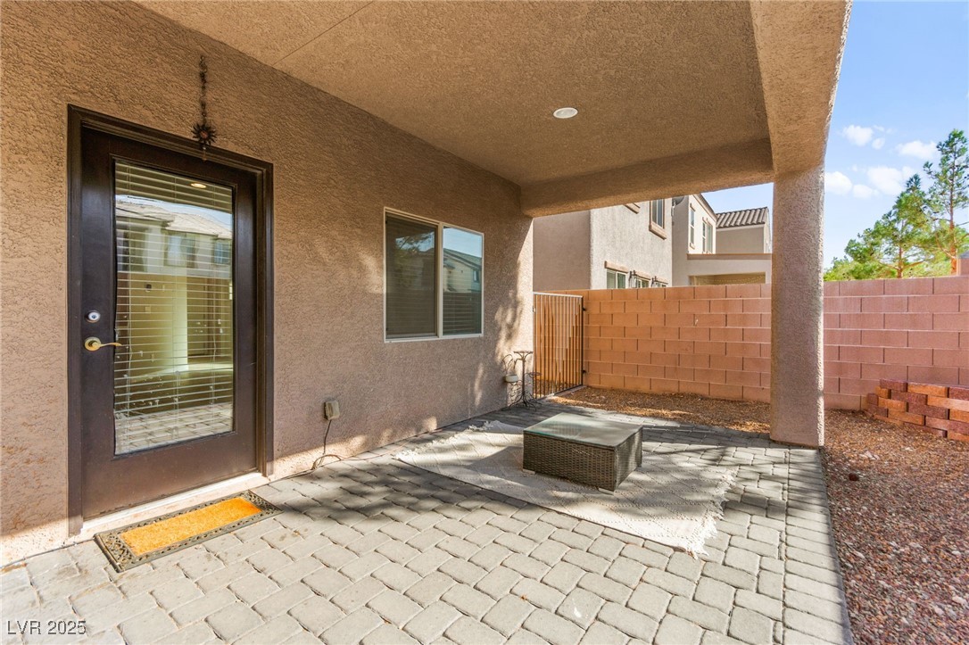 6837 Dragonfly Rock Street