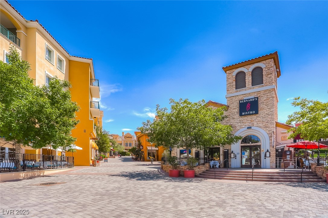 34 Barrio Alto Court