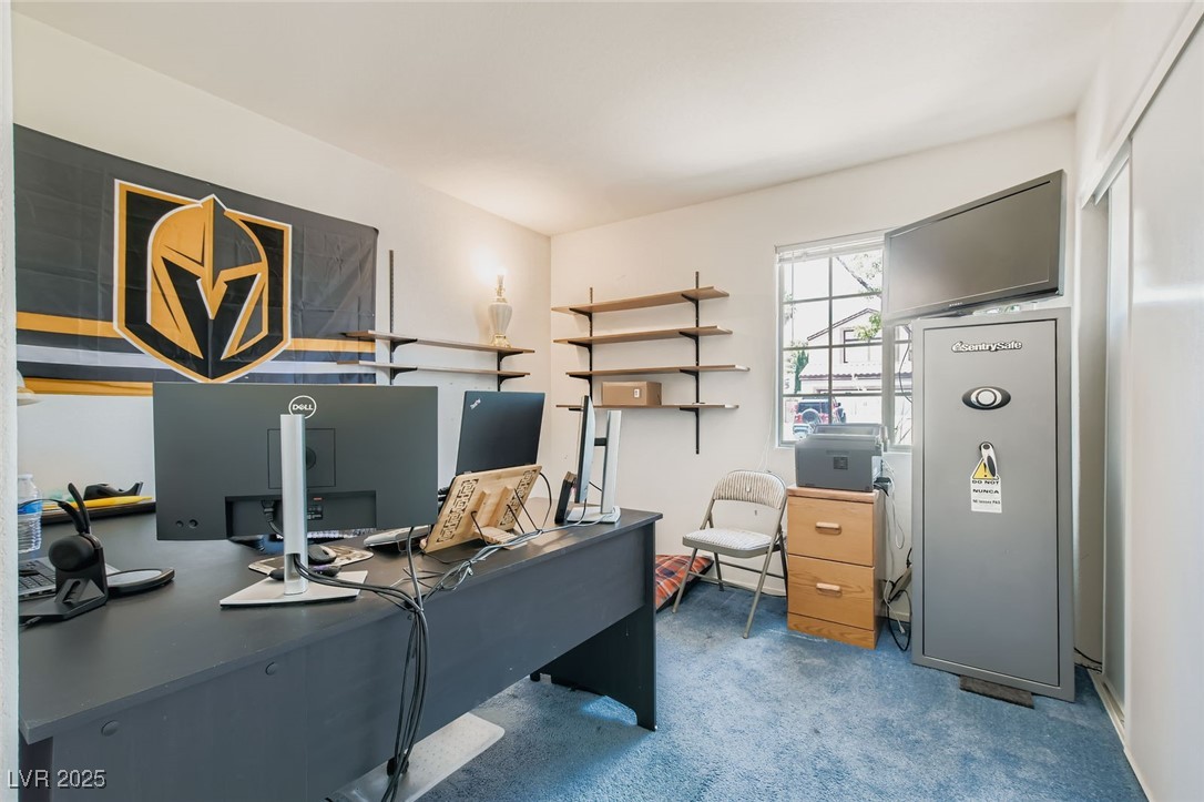 4001 Clove Tree Court