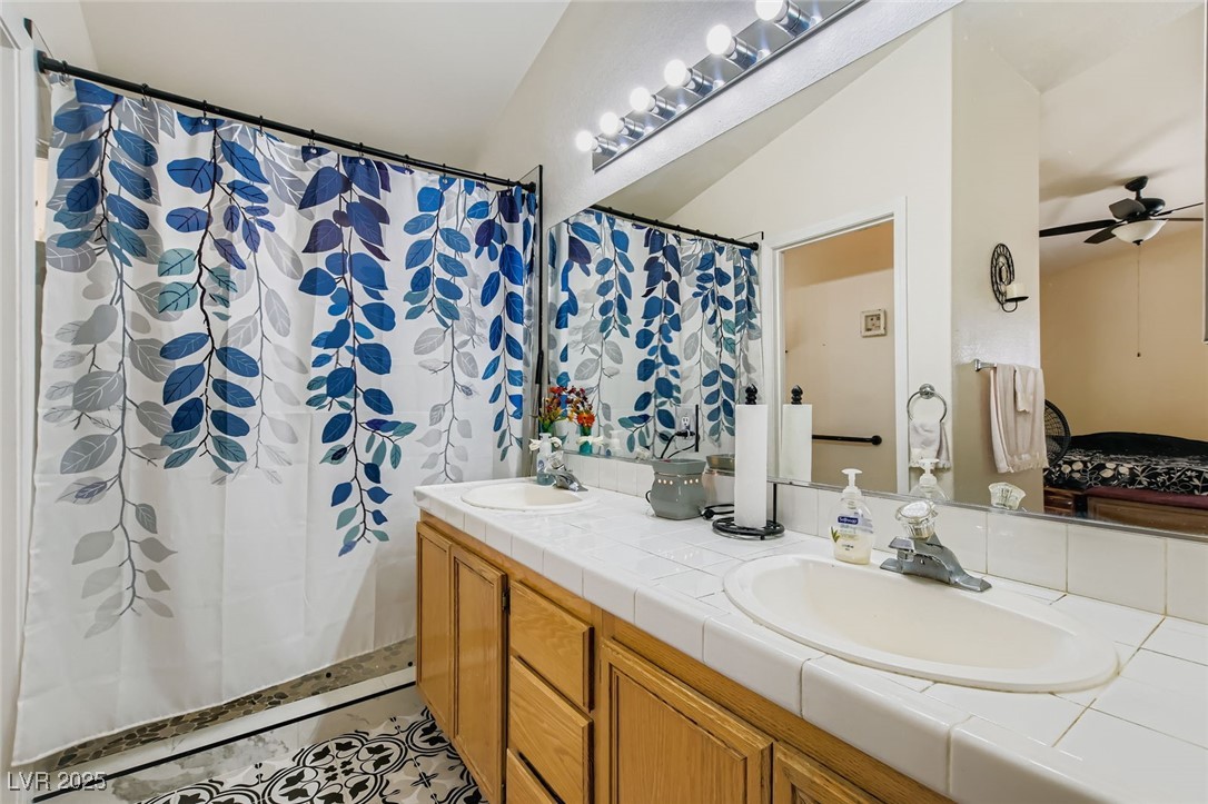 4001 Clove Tree Court