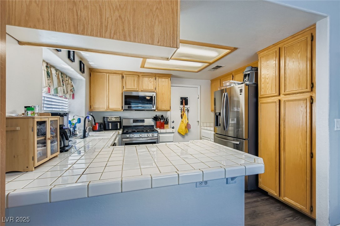 4001 Clove Tree Court