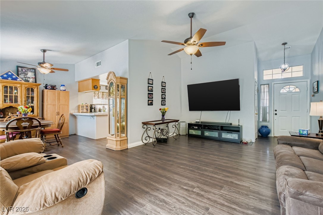4001 Clove Tree Court