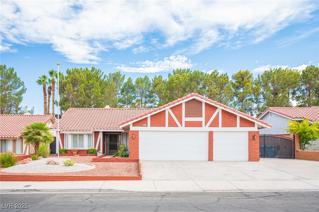 8617 Surtidor Drive