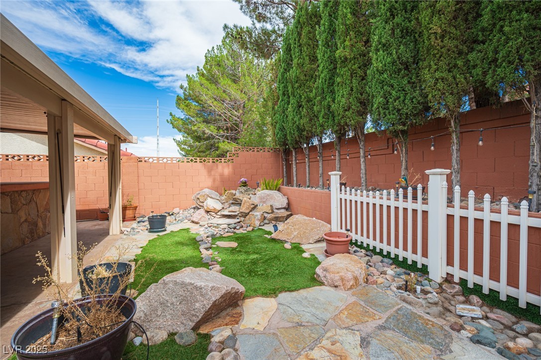 8617 Surtidor Drive