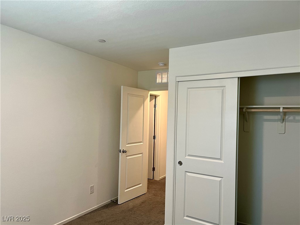 4862 Orchid Ridge Avenue