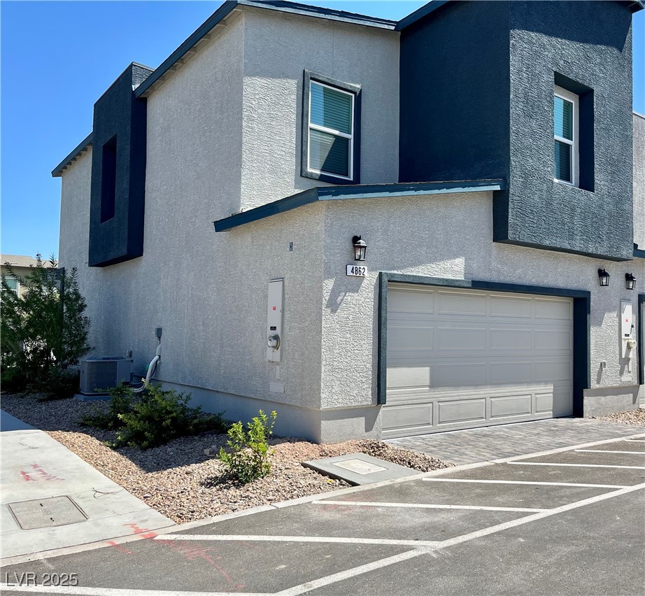 4862 Orchid Ridge Avenue