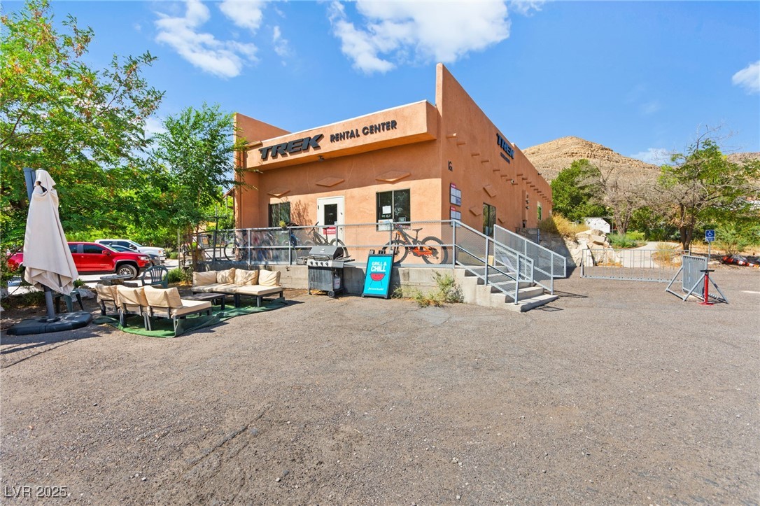 100 Spanish Trail