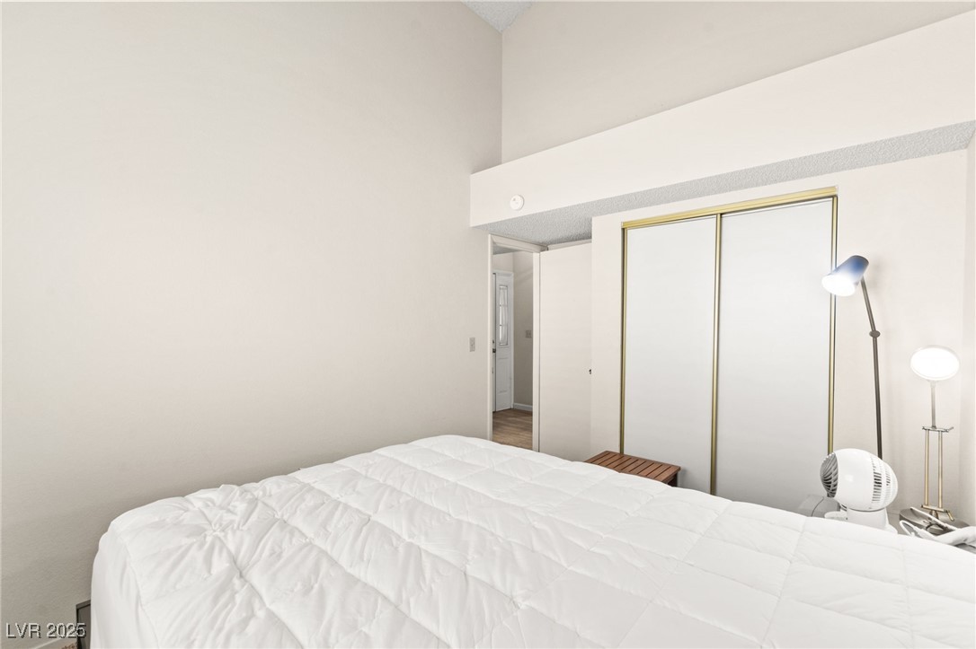 7951 Aspendale Drive