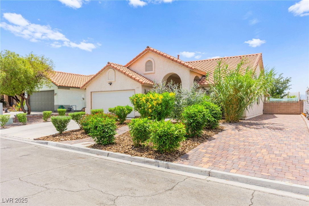 7951 Aspendale Drive