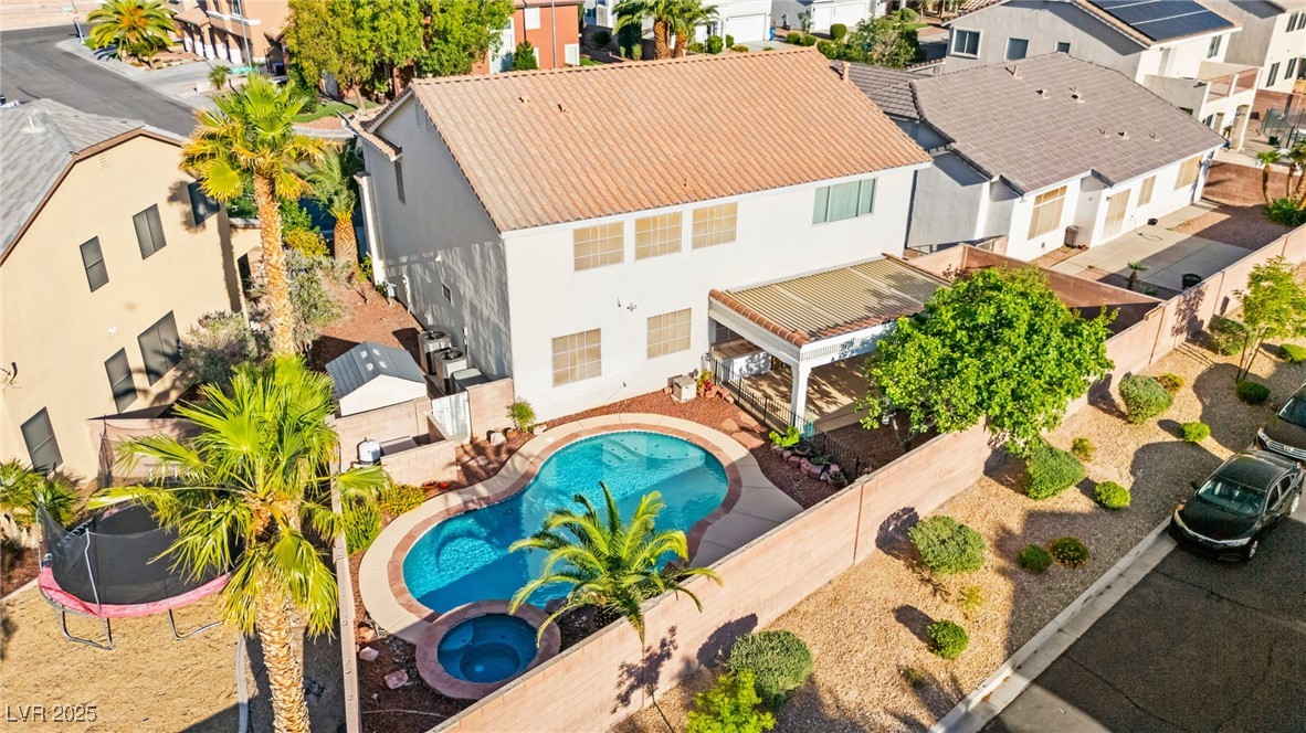 977 Courtney Valley Street