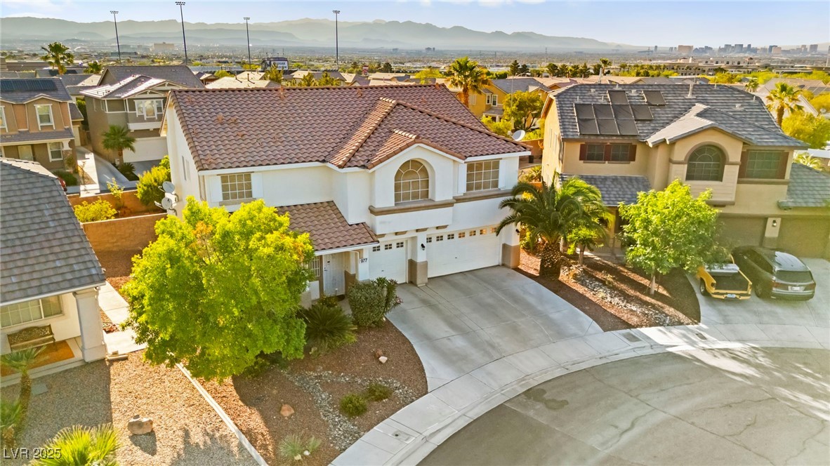 977 Courtney Valley Street
