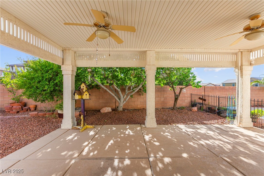 977 Courtney Valley Street