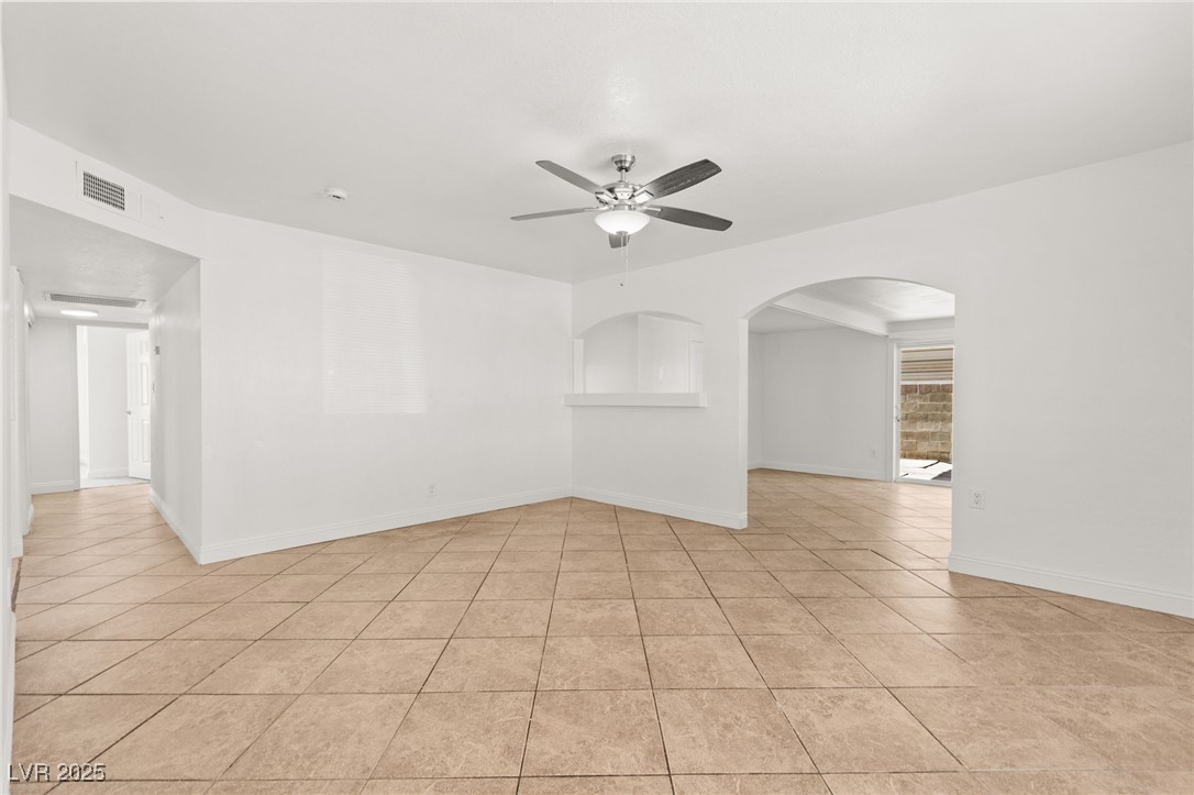 5285 Hillsboro Lane