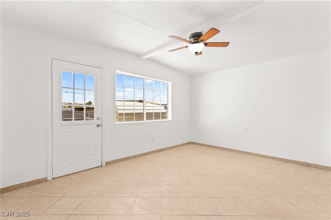 5285 Hillsboro Lane