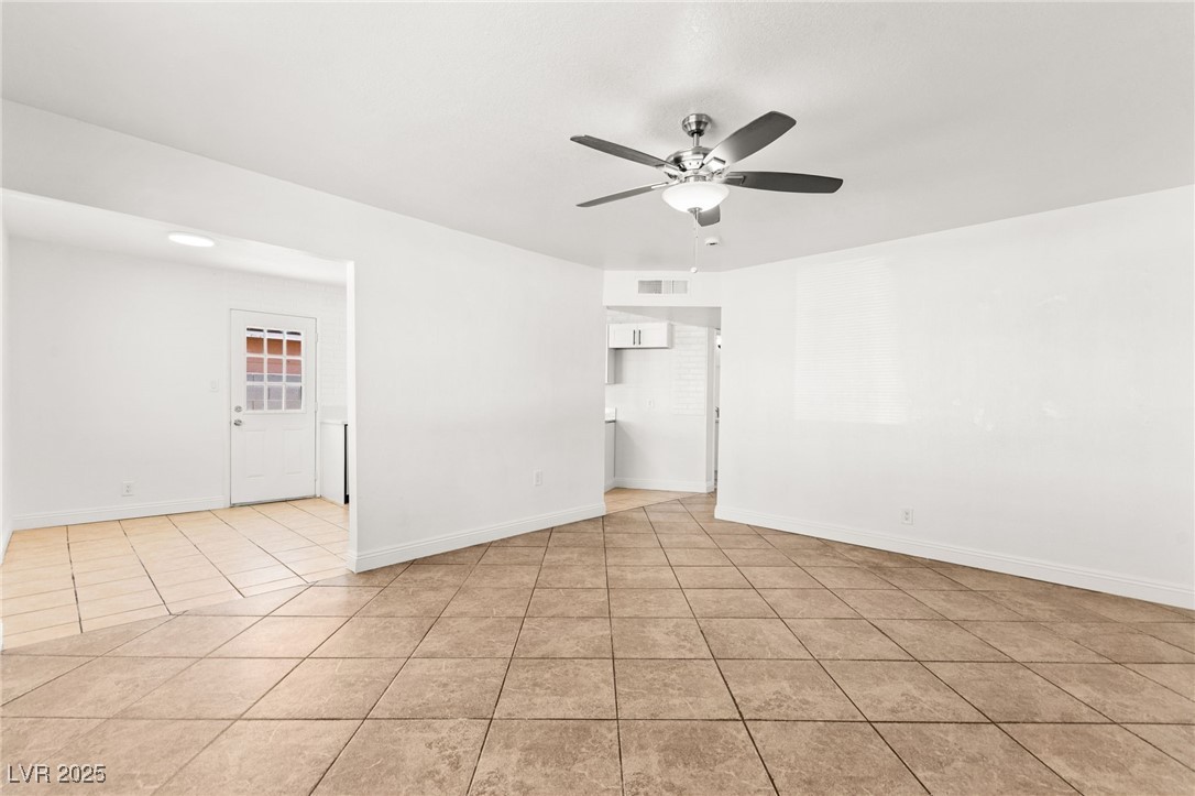 5285 Hillsboro Lane