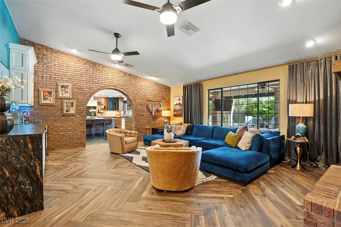 3219 South Torrey Pines Drive