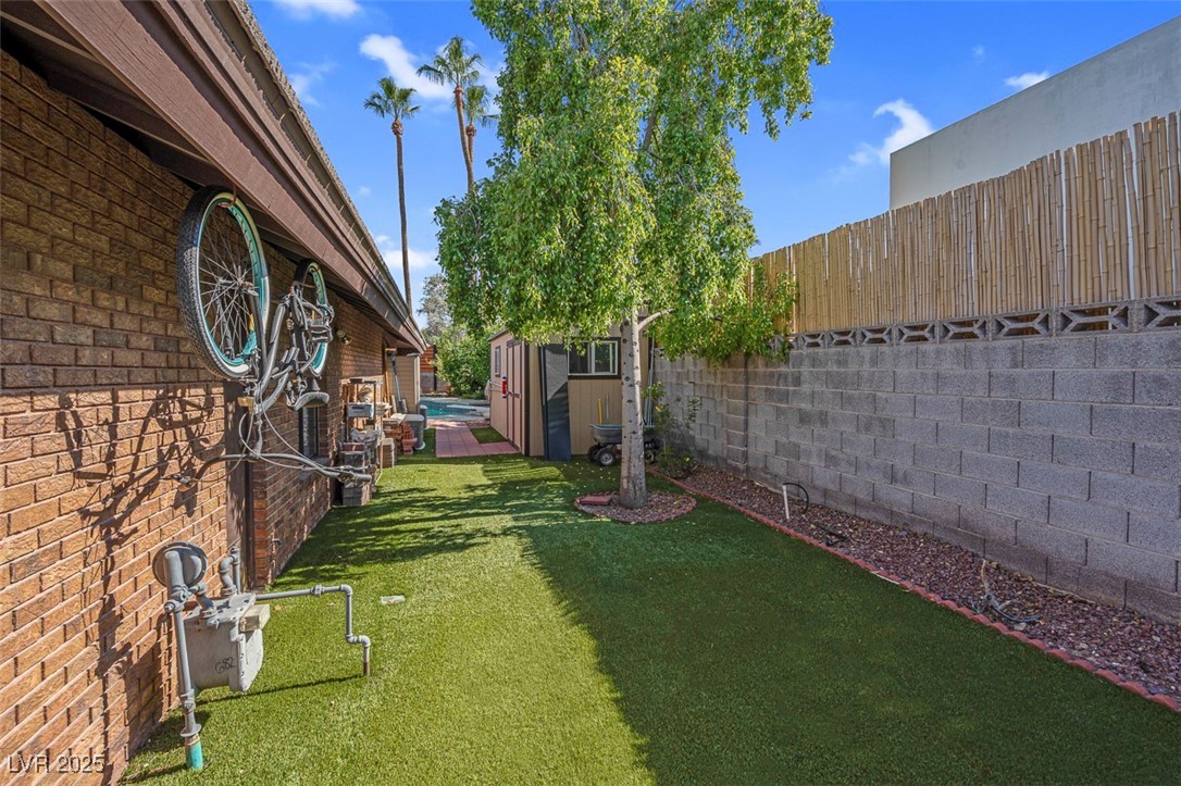 3219 South Torrey Pines Drive