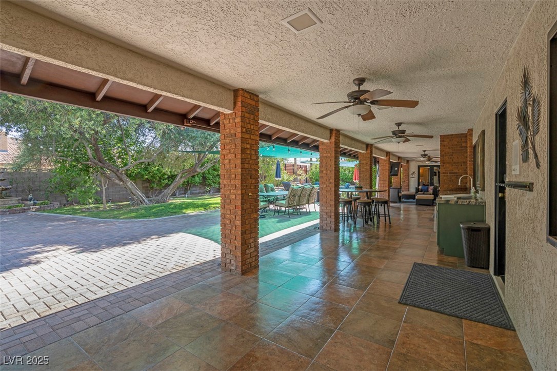 3219 South Torrey Pines Drive