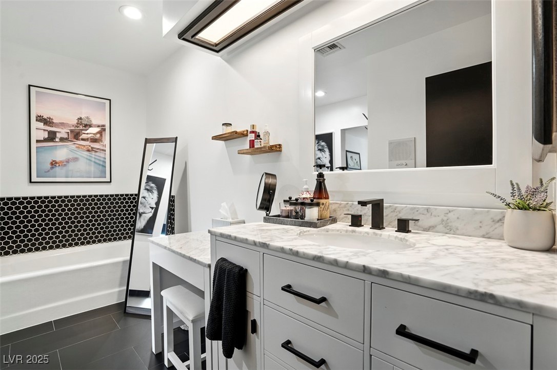 3219 South Torrey Pines Drive