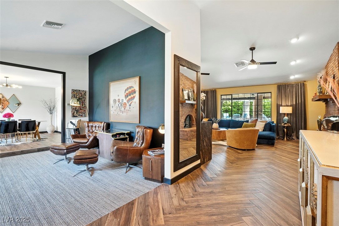 3219 South Torrey Pines Drive