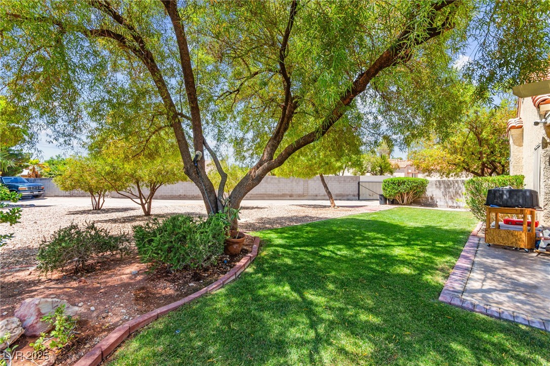 3806 Passionfruit Street