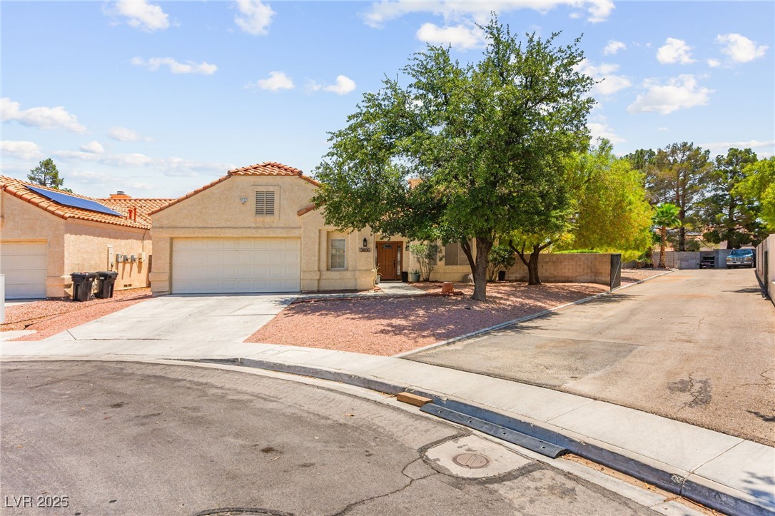 3806 Passionfruit Street
